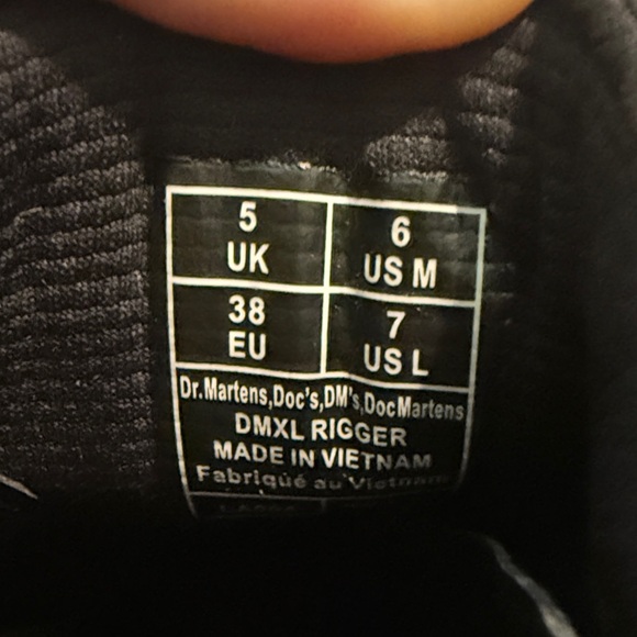 Dr. Martens DMXL Rigger Boots - Picture 4 of 5